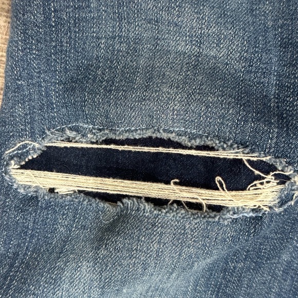 Joes Jeans flawless “the icon” mid rise distressed skinny jeans ❤️ - Picture 7 of 10